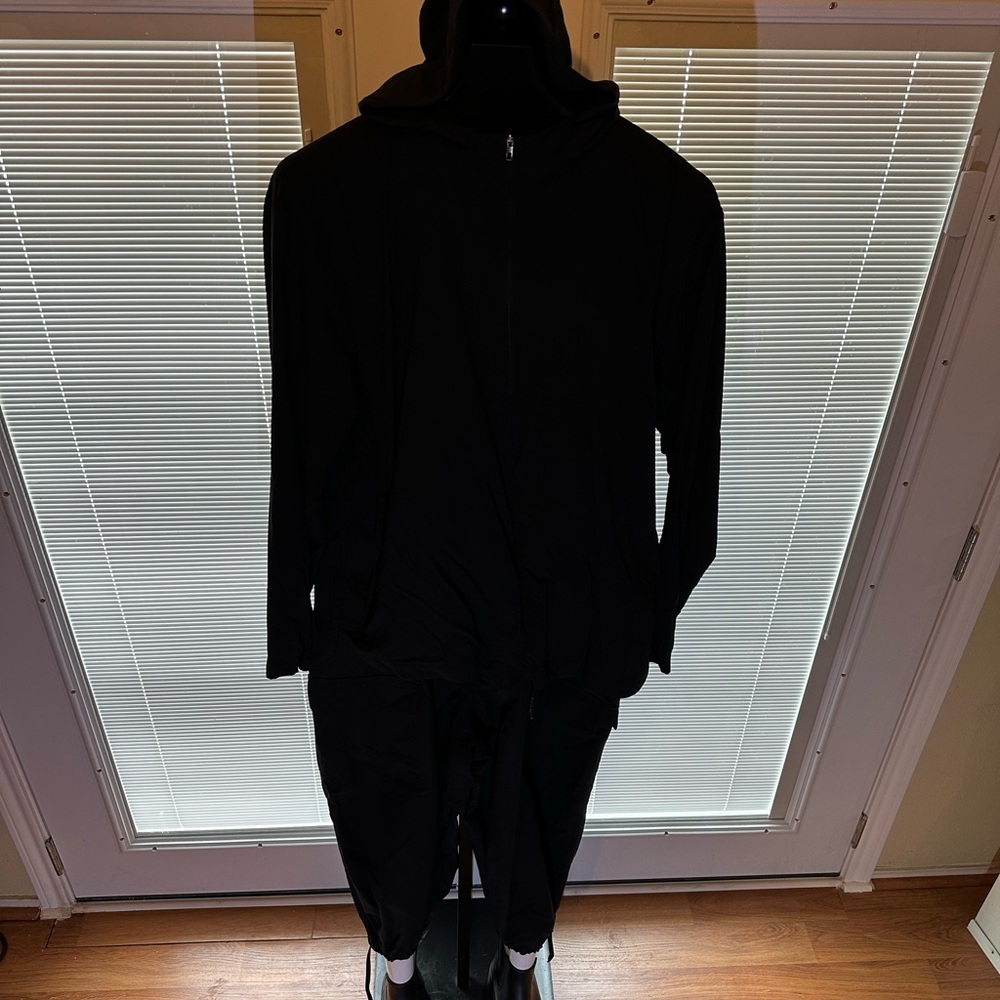 GRAYE Black Ripstop Microfiber Drawstring Hem Car… - image 7